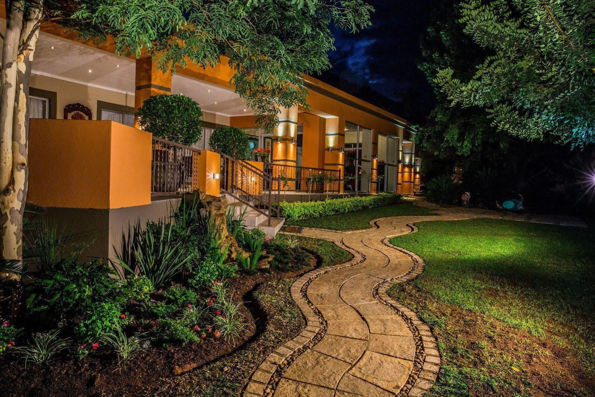 Home Guesthouse Rustenburg Kültér fotó